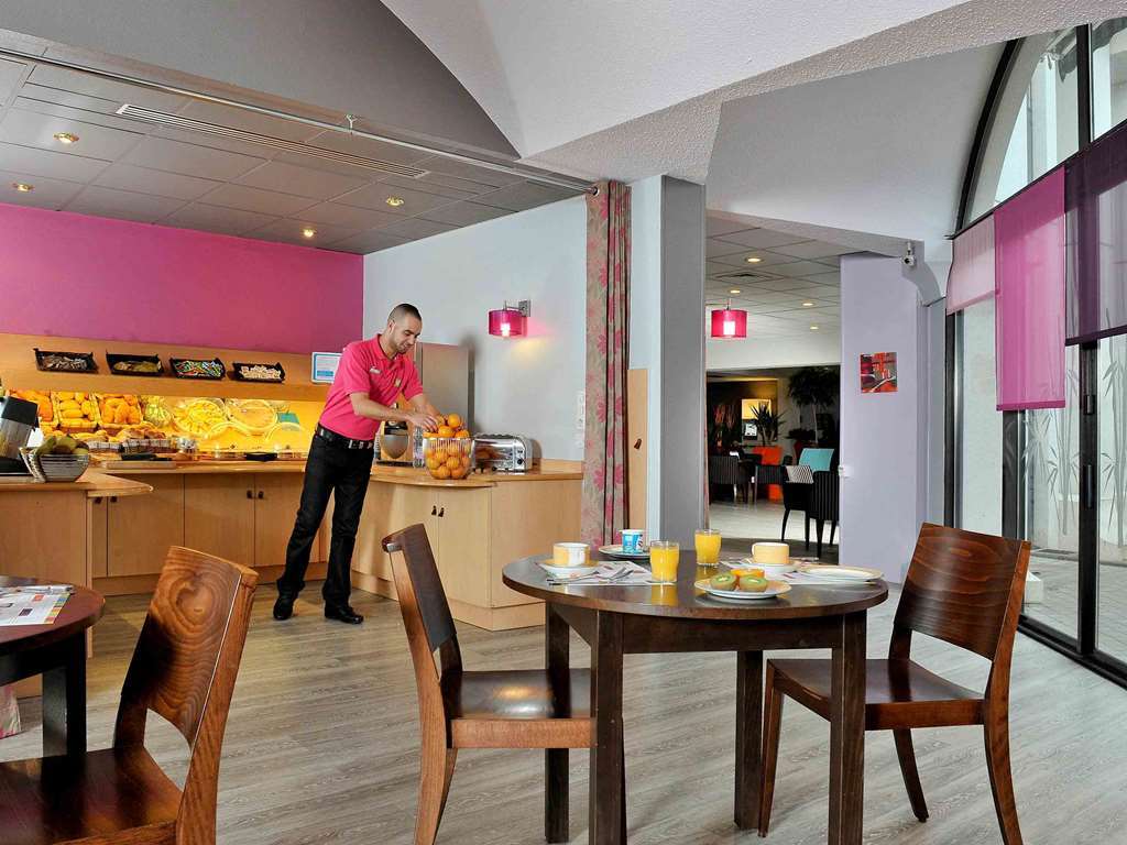 Ibis Styles Melun Hotel Rubelles Restaurante foto